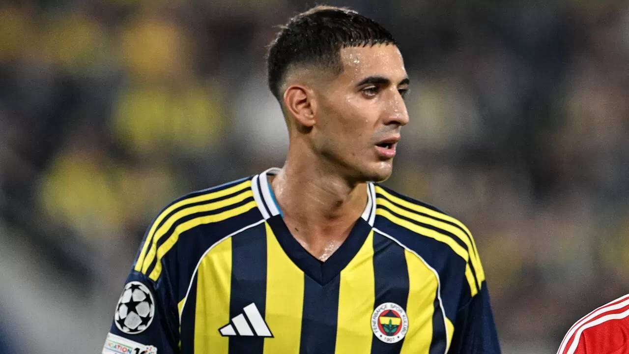 Beşiktaş mağlubiyeti sonu oldu: İsmail Kartal milli yıldızı takımdan gönderiyor! Fenerbahçe tek kuruş alamayacak 4